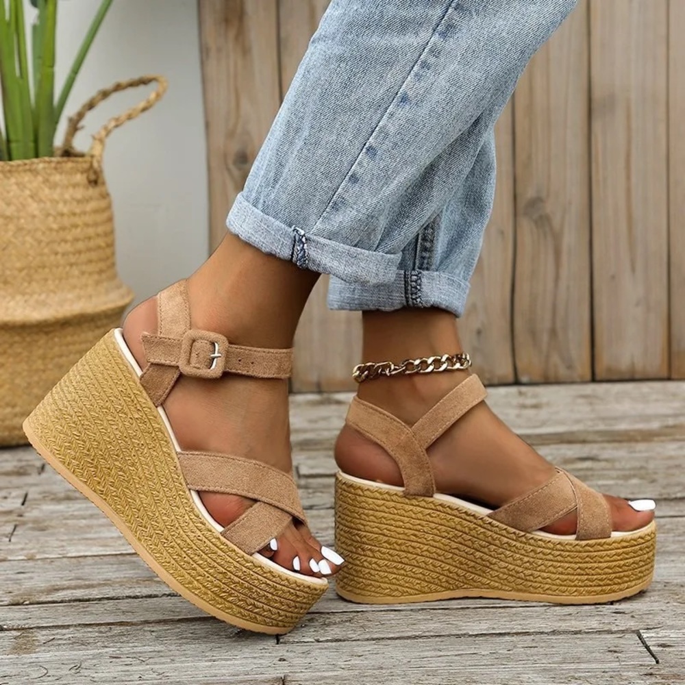 Last 1 COST 🛑Tan Beige Platform High Heel Shoes Buckle Wedge - Picture 2 of 6